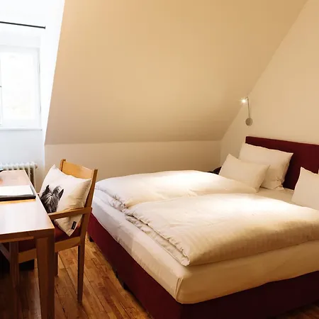 Schloss Heinsheim ホテル 4*