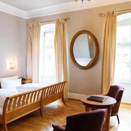 Schloss Heinsheim 4*